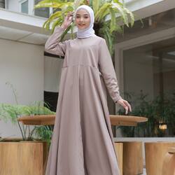 Meet Nayra Dress

Dress yang simple dengan saku di bagian depan untuk kebutuhan sehari-harimu!

#omara #omarawomen