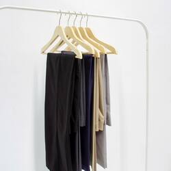 Celana #OMARA memang pas banget dijadiin your go-to pants! That’s why we expand our pants collection, dengan warna lebih bervariasi dan model bermacam2. Yuk miliki semuanya!